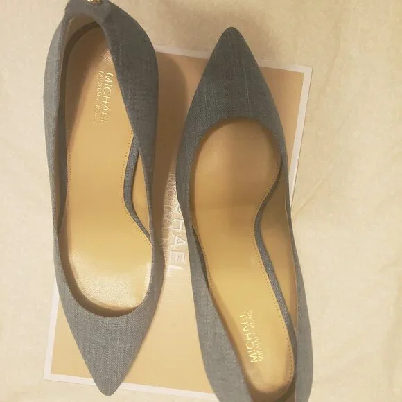 Michael Kors Pumps - Picture 2 of 7